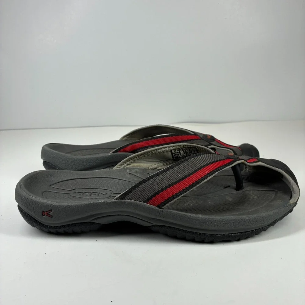 KEEN Waimea H2 Men's US 8.5 Black Red Hybrid Flip Flop Sandals Toe Guard 1002110